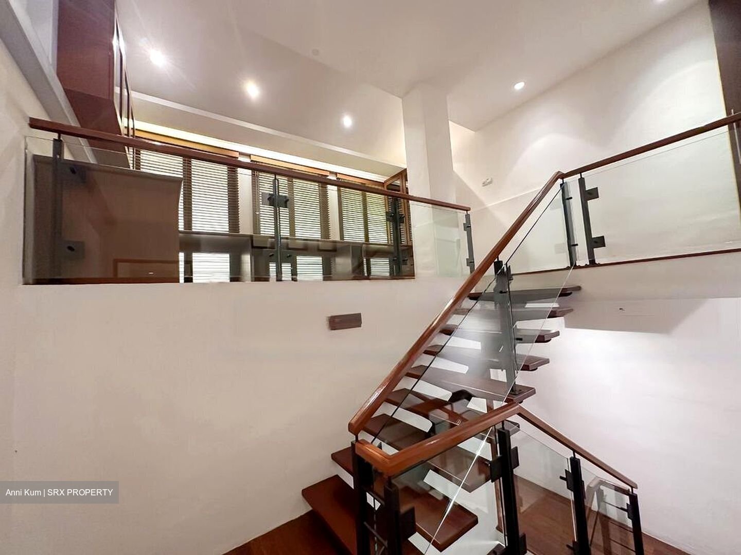 Emerald Hill Road (D9), Detached #460032001